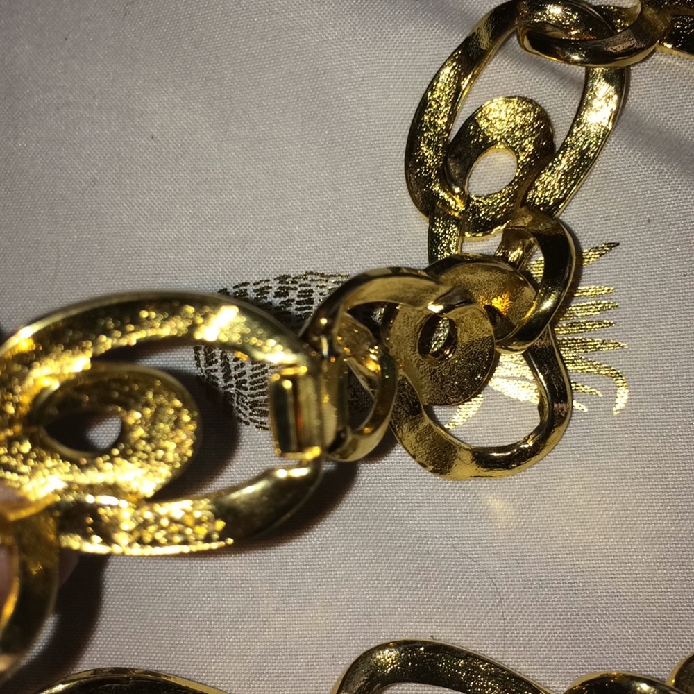 Gold Necklace‎ - Picture 4 of 5